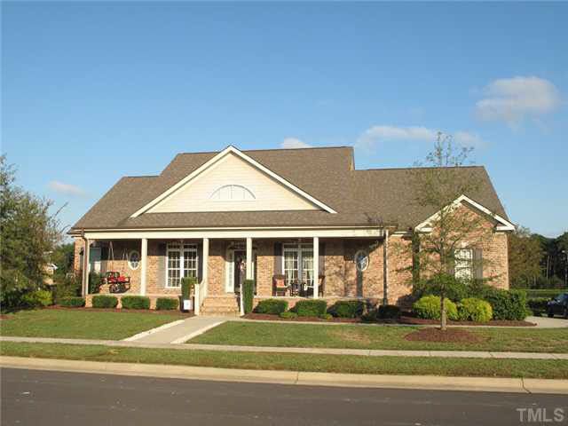 2003 Taramar Ln, Zebulon, NC 27597