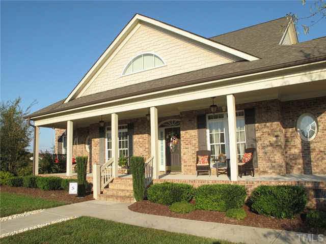 2003 Taramar Ln, Zebulon, NC 27597