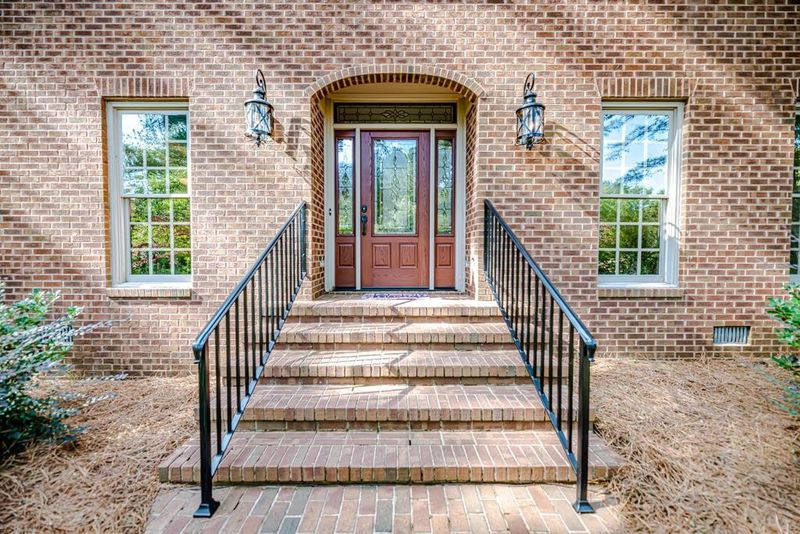 2003 Vantage Point, Sanford, NC 27330