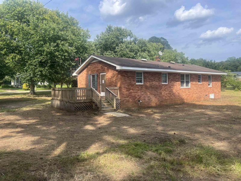 2004 Happy Trails Rd, Clayton, NC 27520