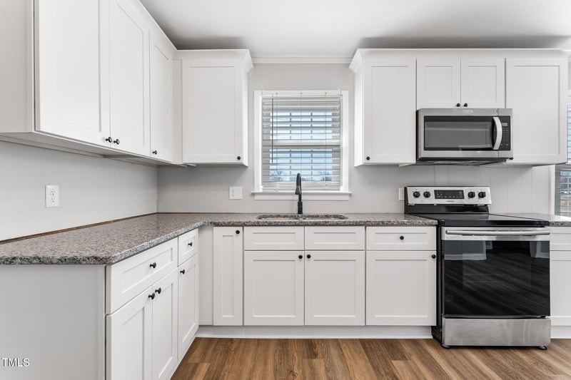 2004 Hilltop Ln, Goldsboro, NC 27530