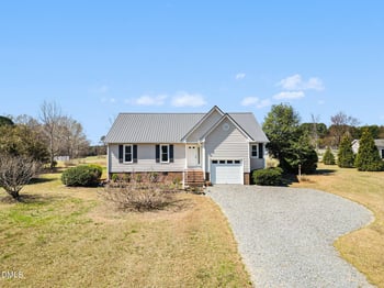 2004 Little Pond Pl, Willow Springs, NC 27592