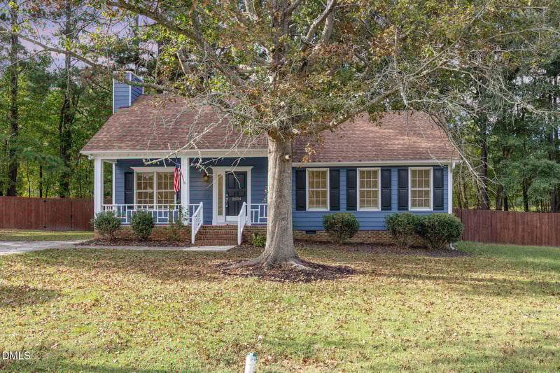 2004 Magnolia Ct, Clayton, NC 27520