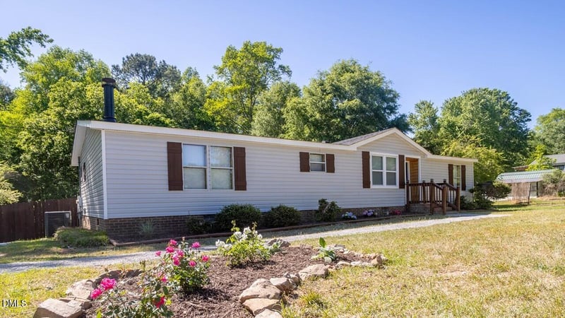 2004 Mesa Ct, Archer Lodge, NC 27527