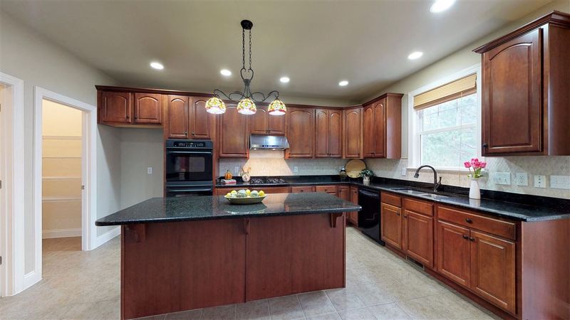 2004 Mill Gate Ln, Cary, NC 27519