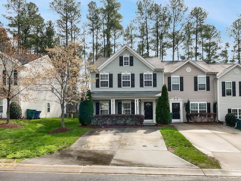 2004 Raj Dr, Durham, NC 27703