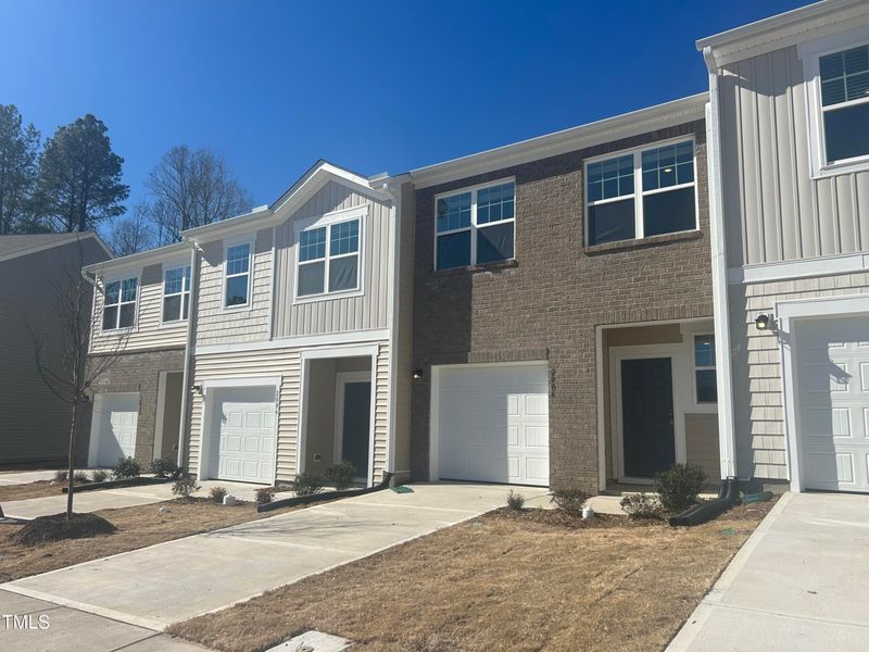 2004 Trailside Dr, Durham, NC 27704