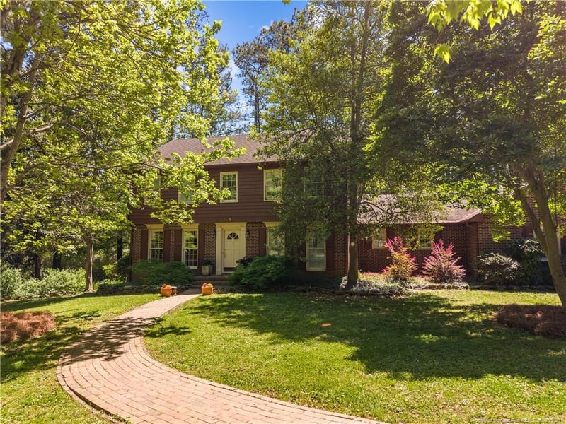 2004 Vantage Point, Sanford, NC 27330