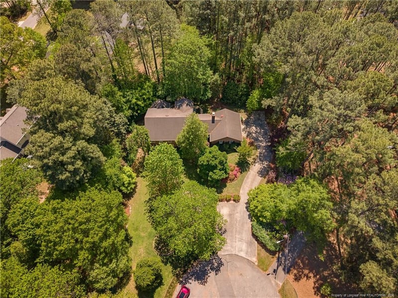 2004 Vantage Point, Sanford, NC 27330