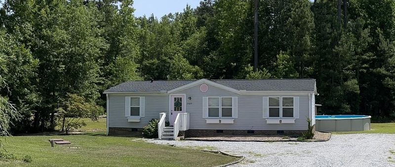 2005 Birch Grove Cir, Willow Springs, NC 27592