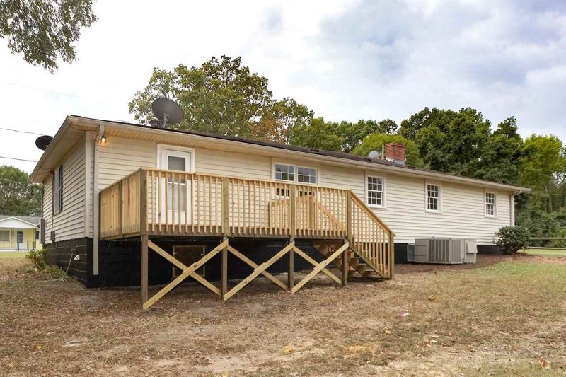 2005 Brooks Rd, Durham, NC 27703