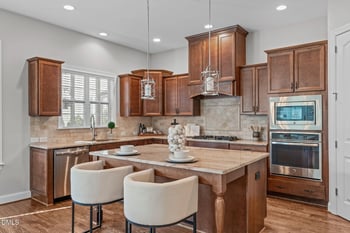 2005 Burrus Hall Cir, Cary, NC 27519