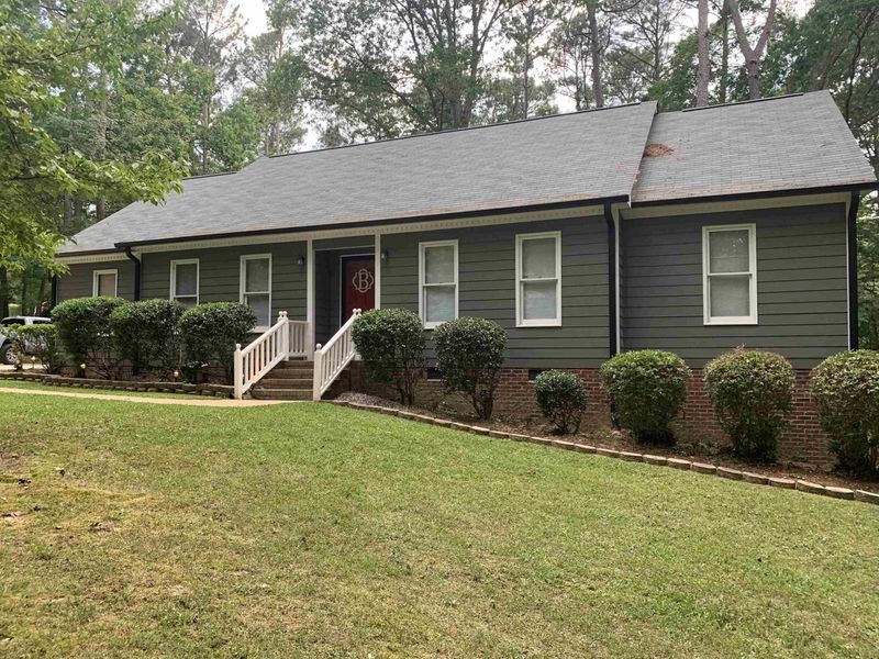 2005 Creekview Cir, Clayton, NC 27520
