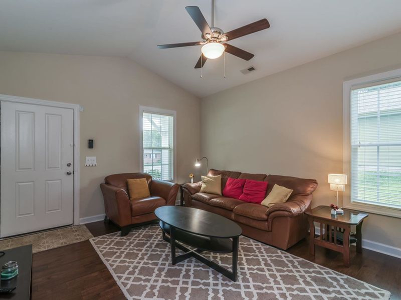 2005 Crystal Lake Rd, Durham, NC 27705