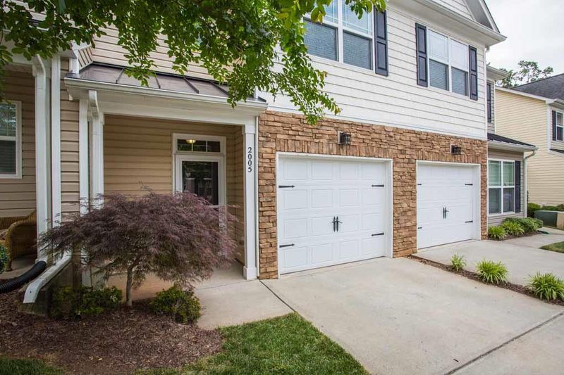 2005 Fieldhouse Ave, Raleigh, NC 27603