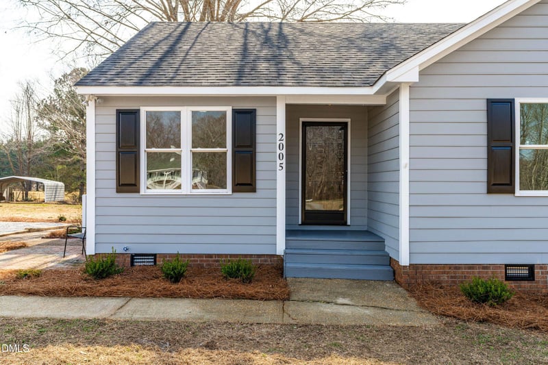 2005 Tanglewood Dr, Clayton, NC 27520