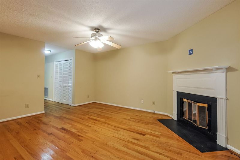 2005 Trexler Ct, Raleigh, NC 27606