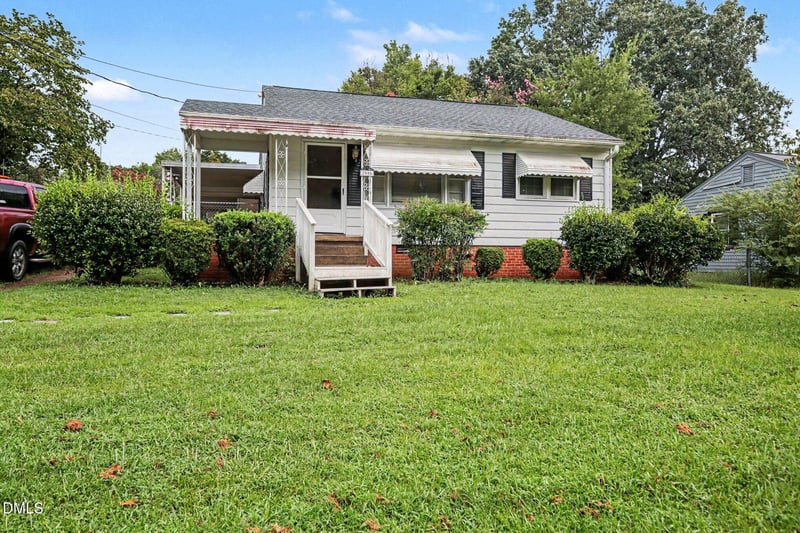 2006 N Ashland Dr, Burlington, NC 27217