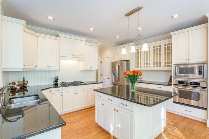 2006 Dunforest Ct, Raleigh, NC 27614