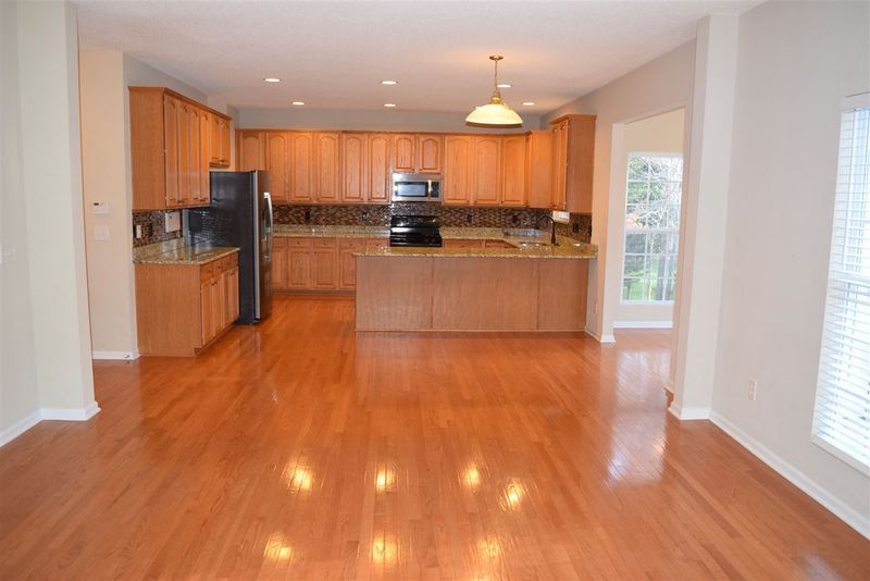 2006 Mountain Ct, Apex, NC 27502