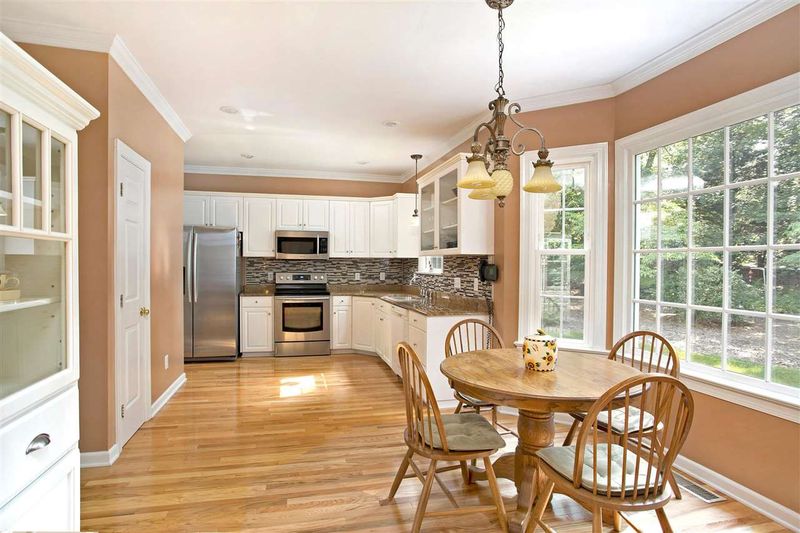 2006 W Sterlington Pl, Apex, NC 27502