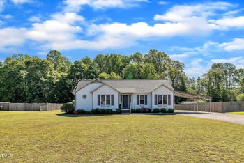 2006 Woodstone Dr, Archer Lodge, NC 27527