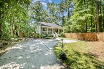 2007 Eastwood Dr, Durham, NC 27703