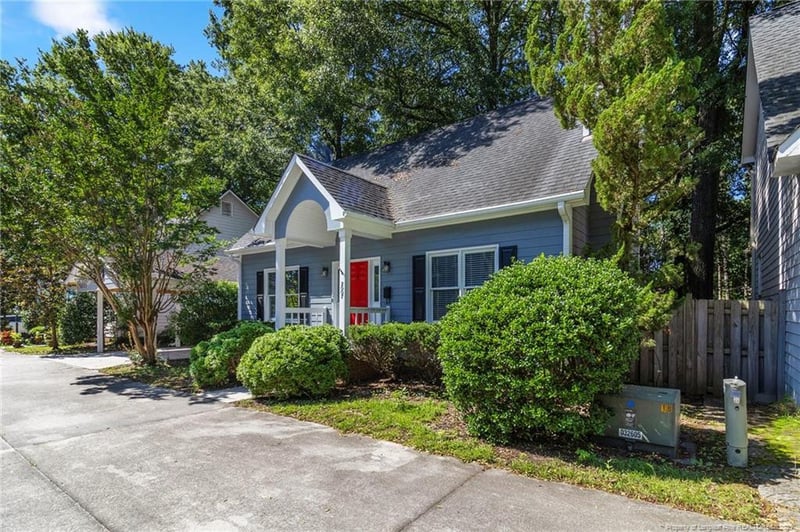 2007 Whisper Ln, Fayetteville, NC 28303