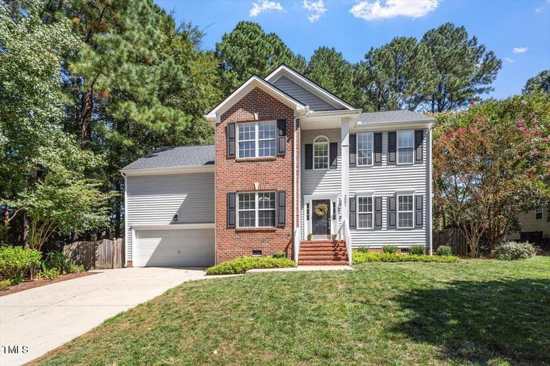 2007 Winecott Dr, Apex, NC 27502