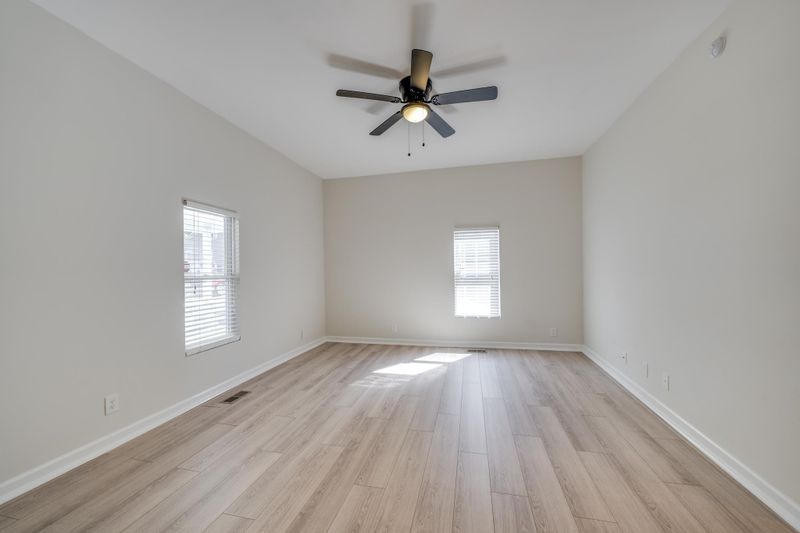 2008 Ashe St, Durham, NC 27703