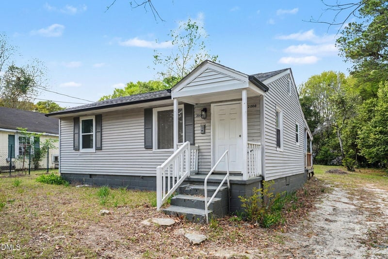 2008 Center St, Fayetteville, NC 28306