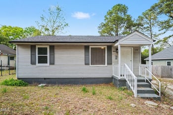 2008 Center St, Fayetteville, NC 28306