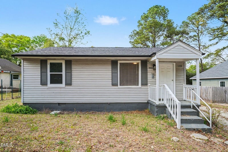 2008 Center St, Fayetteville, NC 28306