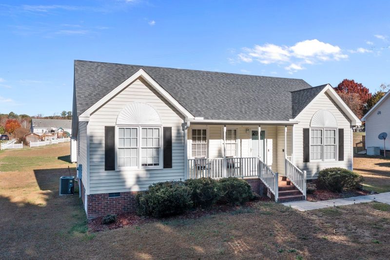 2008 Compacta Dr, Wendell, NC 27591