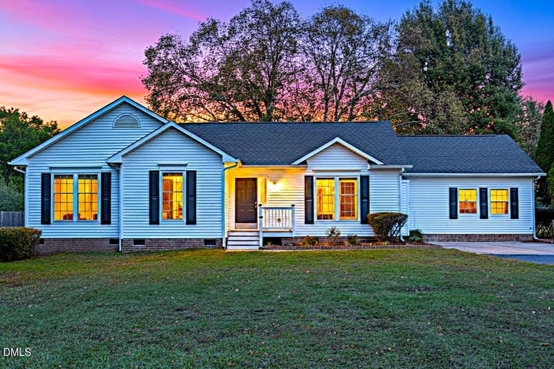 2008 Herbert Aiken Rd, Fuquay Varina, NC 27526