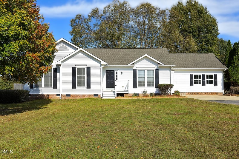 2008 Herbert Aiken Rd, Fuquay Varina, NC 27526