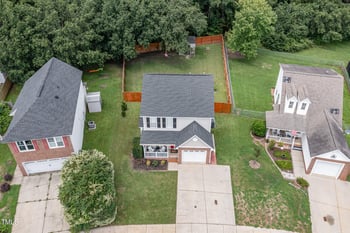 2008 Mckinnon Dr, Clayton, NC 27520