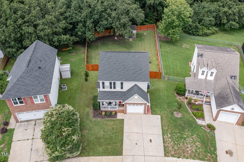 2008 Mckinnon Dr, Clayton, NC 27520