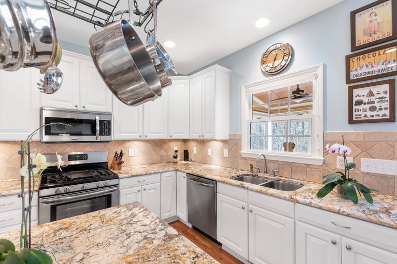 2008 Mill Gate Dr, Cary, NC 27519