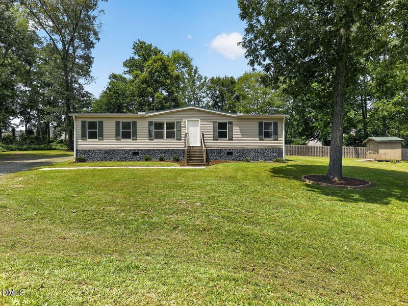 2008 Mooregate Ct, Clayton, NC 27520
