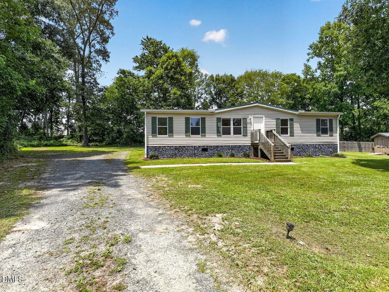 2008 Mooregate Ct, Clayton, NC 27520
