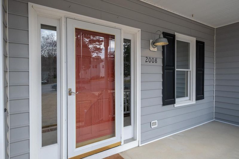 2008 Riviera Ct, Raleigh, NC 27604