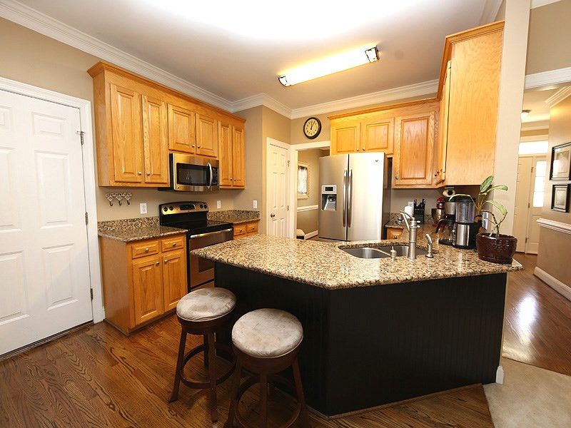 2008 Waterbrook Ct, Raleigh, NC 27603