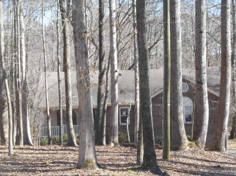 2009 Bent Tree Dr, Clayton, NC 27520