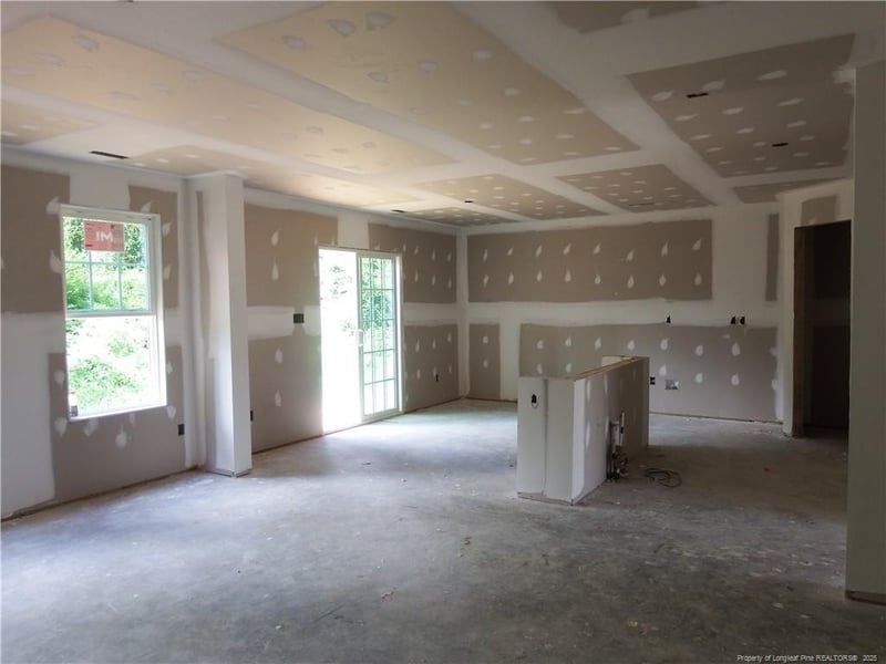 2009 Black Bear Ct, Hope Mills, NC 28348