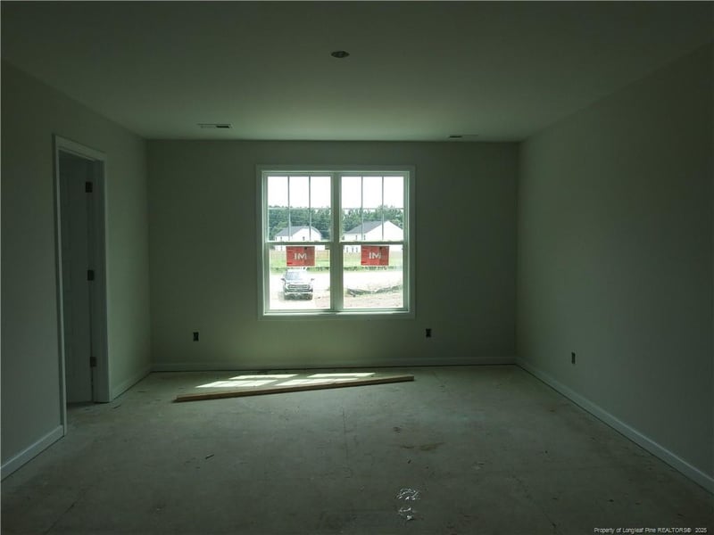 2009 Black Bear Ct, Hope Mills, NC 28348