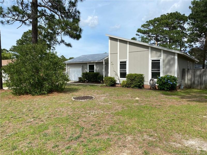 2009 Brucemount Pl, Fayetteville, NC 28304