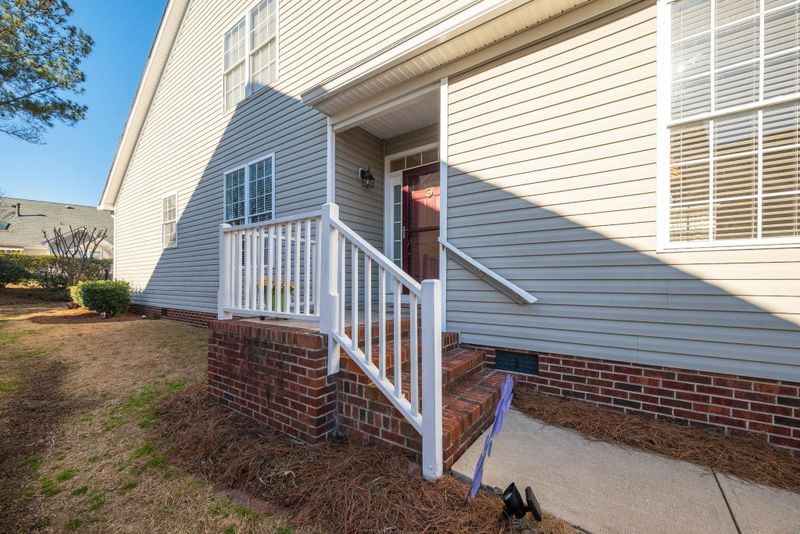 2009 Heritage Pines Dr, Cary, NC 27519
