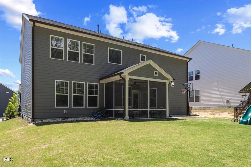 2009 Latham Oaks Ave, Wake Forest, NC 27587