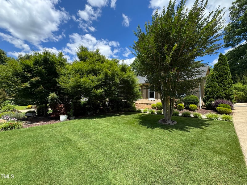 2009 Mallard Ln, Raleigh, NC 27609